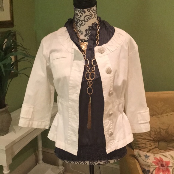 Satin ruffle top - Picture 5 of 5